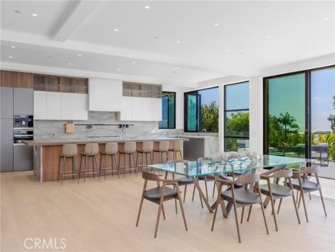 4  Geneve  , Newport Beach, CA