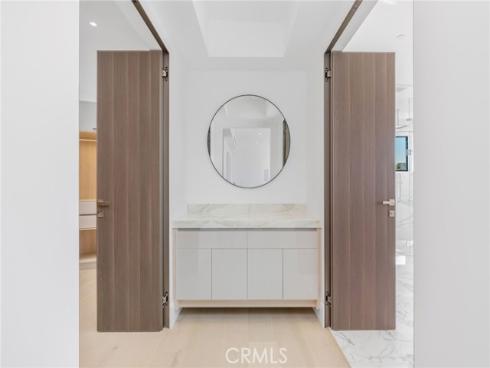 4  Geneve  , Newport Beach, CA