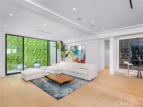 4  Geneve  , Newport Beach, CA