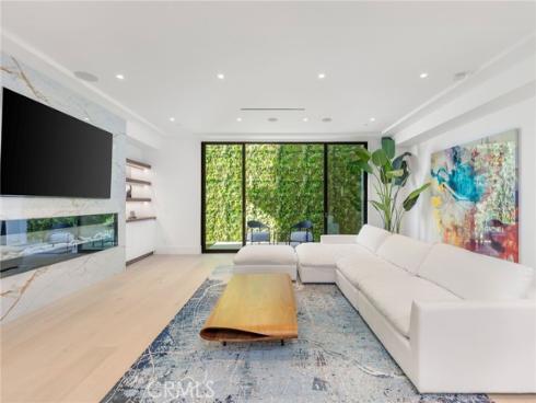 4  Geneve  , Newport Beach, CA