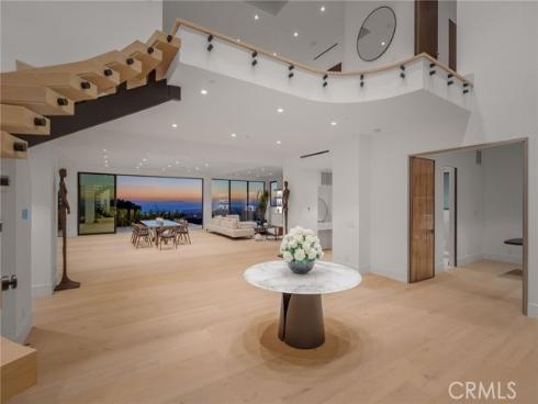 4  Geneve  , Newport Beach, CA