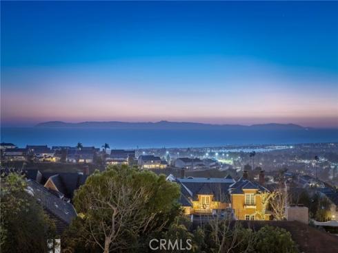 4  Geneve  , Newport Beach, CA