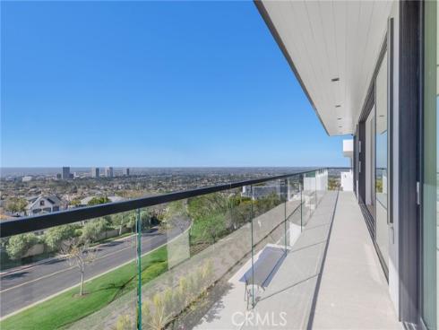 4  Geneve  , Newport Beach, CA