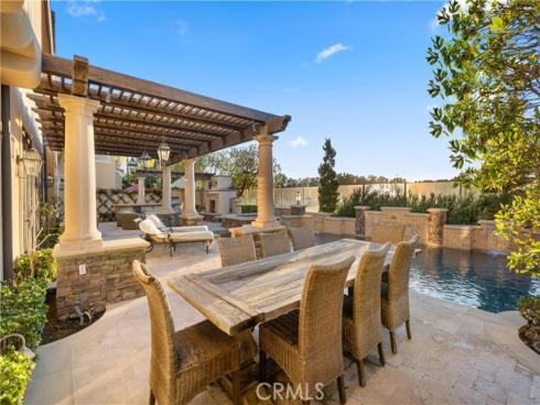 72  Victoria  , Newport Beach, CA