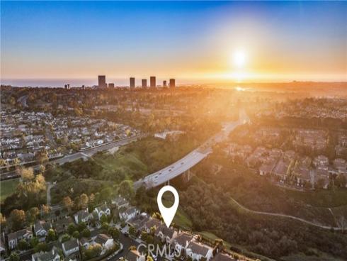 72  Victoria  , Newport Beach, CA