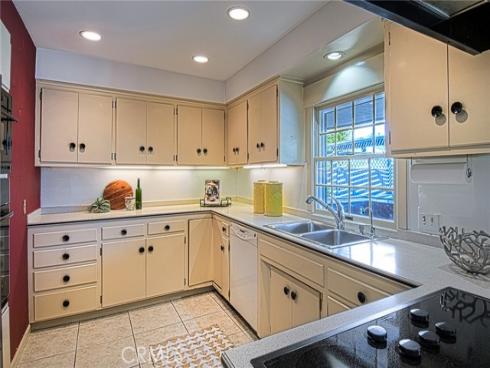 395 Meadow Lane, Newport Beach, CA