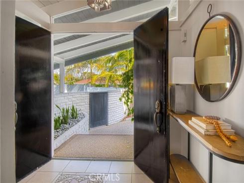 395 Meadow Lane, Newport Beach, CA