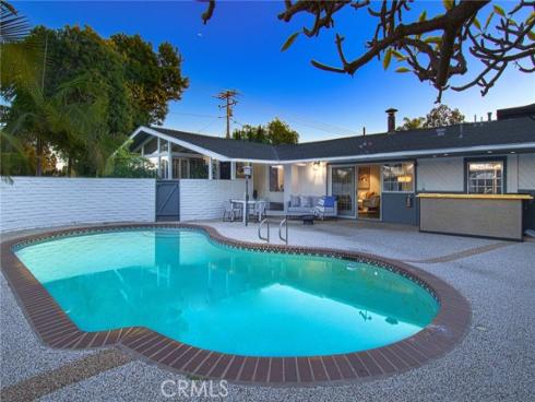 395 Meadow Lane, Newport Beach, CA