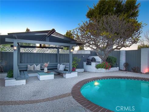 395 Meadow Lane, Newport Beach, CA