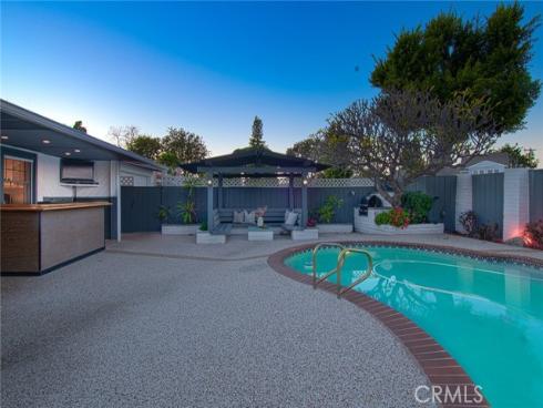 395 Meadow Lane, Newport Beach, CA