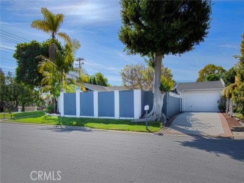 395 Meadow Lane, Newport Beach, CA