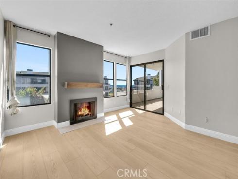 220  Nice  110 , Newport Beach, CA