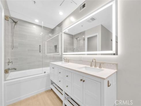 220  Nice  110 , Newport Beach, CA