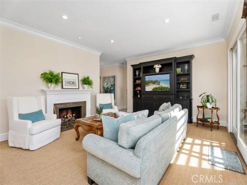 1  Rue Deauville  , Newport Beach, CA