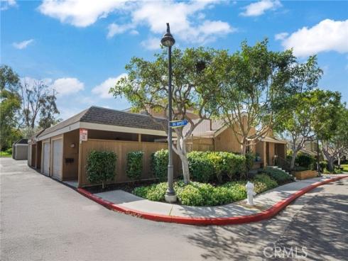 15  Big Dipper  24  Court, Newport Beach, CA