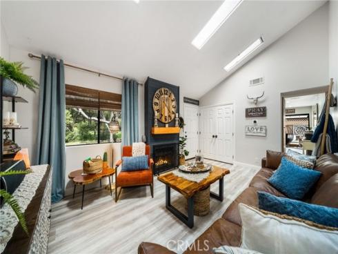 15  Big Dipper  24  Court, Newport Beach, CA