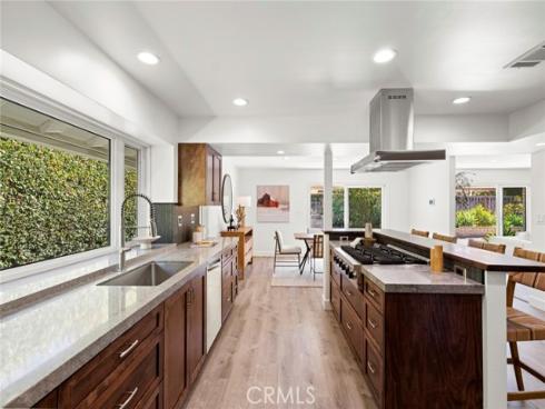 1800 Tradewinds Lane, Newport Beach, CA