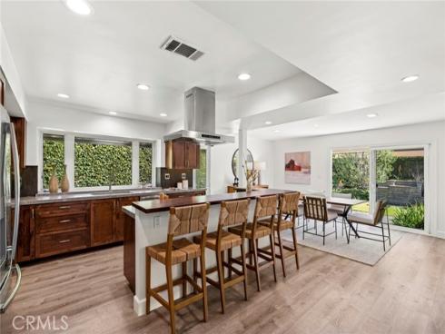 1800 Tradewinds Lane, Newport Beach, CA