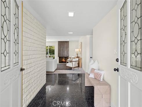 1800 Tradewinds Lane, Newport Beach, CA