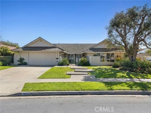 1800 Tradewinds Lane, Newport Beach, CA
