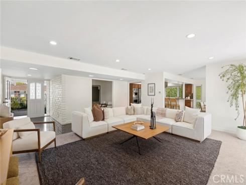 1800 Tradewinds Lane, Newport Beach, CA