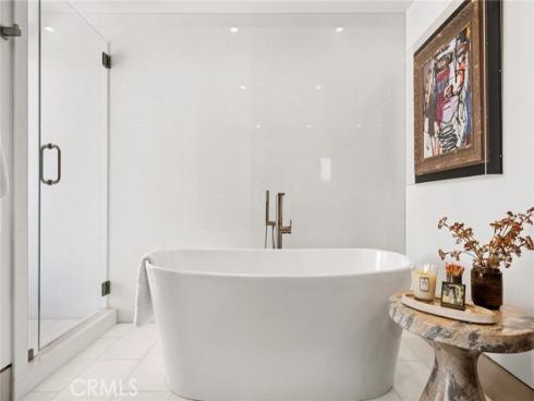 304 S Bay Front  , Newport Beach, CA