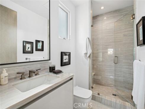 304 S Bay Front  , Newport Beach, CA