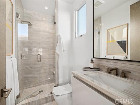 304 S Bay Front  , Newport Beach, CA