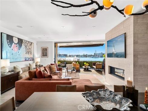 304 S Bay Front  , Newport Beach, CA