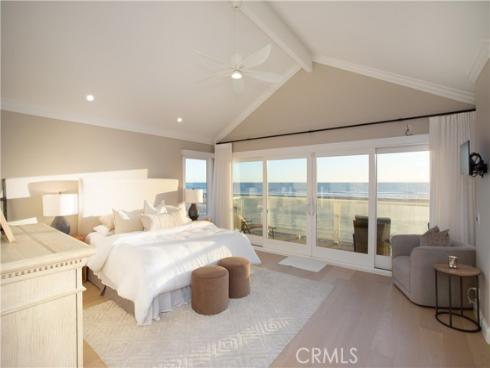 2712 W Oceanfront  , Newport Beach, CA