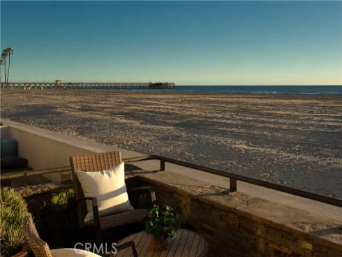 2712 W Oceanfront  , Newport Beach, CA