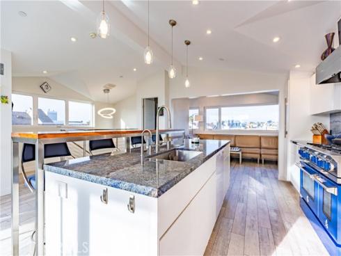 417 E Balboa   Boulevard, Newport Beach, CA