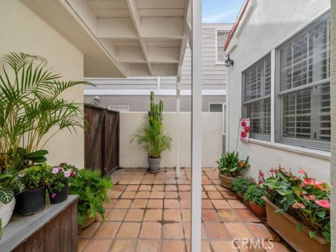 120  Coral   Avenue, Newport Beach, CA