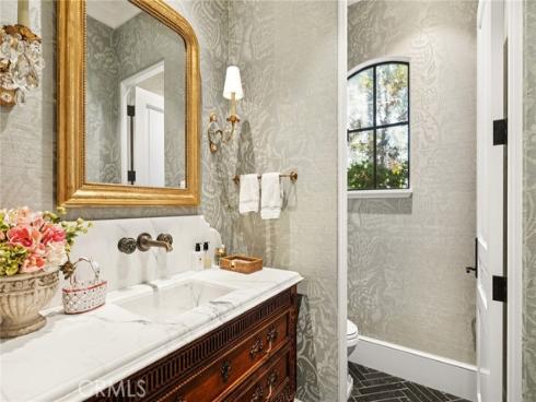 7  Oakmont   Lane, Newport Beach, CA