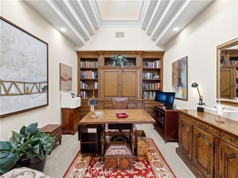 14  Rue Chantilly  , Newport Beach, CA