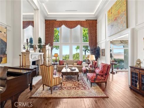 14  Rue Chantilly  , Newport Beach, CA