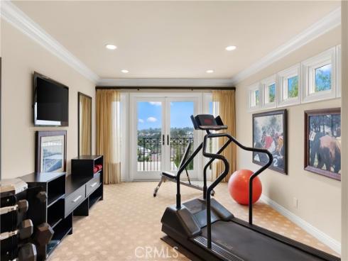 9  Rue Cannes  , Newport Beach, CA