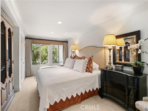 9  Rue Cannes  , Newport Beach, CA