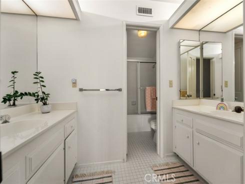 1208  Somerset  , Newport Beach, CA