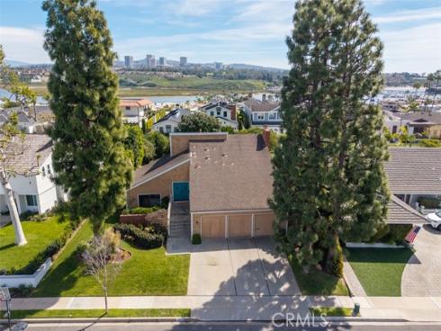 1208  Somerset  , Newport Beach, CA