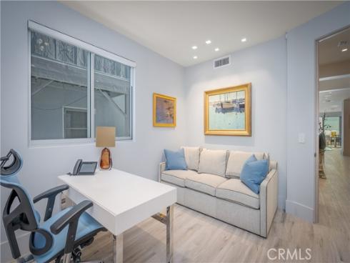 3407 W Oceanfront , Newport Beach, CA