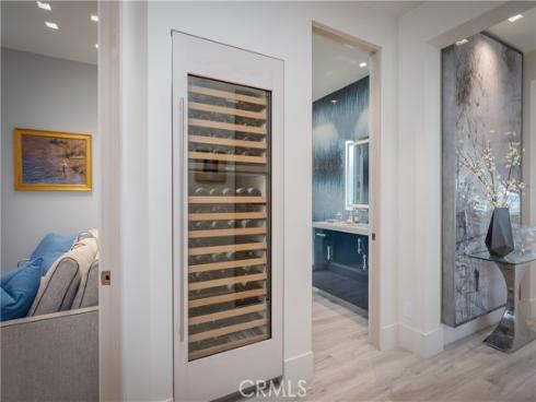 3407 W Oceanfront , Newport Beach, CA