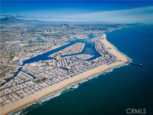 3407 W Oceanfront , Newport Beach, CA