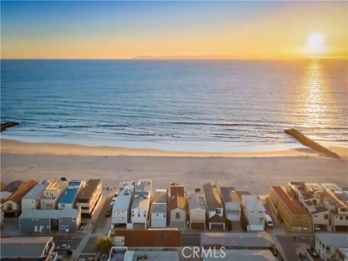 3407 W Oceanfront , Newport Beach, CA
