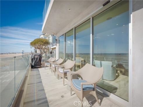 3407 W Oceanfront , Newport Beach, CA
