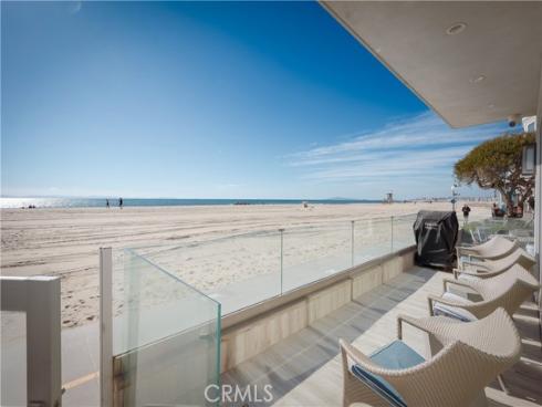 3407 W Oceanfront , Newport Beach, CA