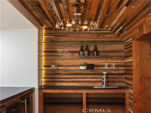 2217  Laurel   Place, Newport Beach, CA