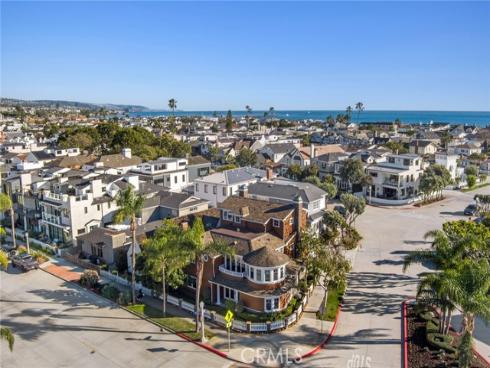 1701 E Balboa   Boulevard, Newport Beach, CA