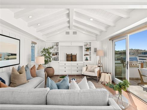 1701 E Balboa   Boulevard, Newport Beach, CA