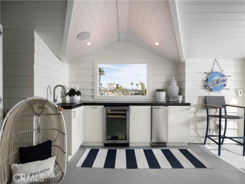 121  41st Street  , Newport Beach, CA